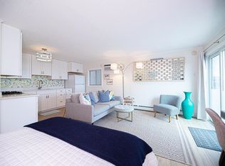 933 Ocean Blvd APT 10, Hampton, NH 03842