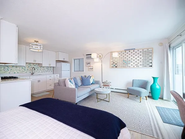 933 Ocean Boulevard #10, Hampton, NH 03842