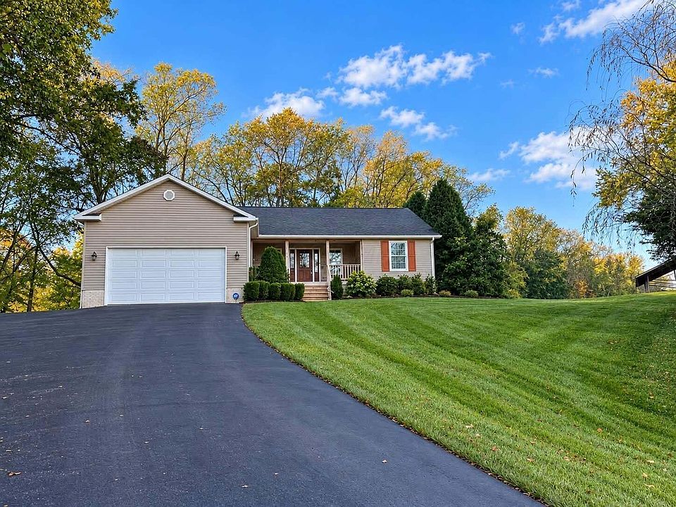 1st image of 38 Dixie Dr