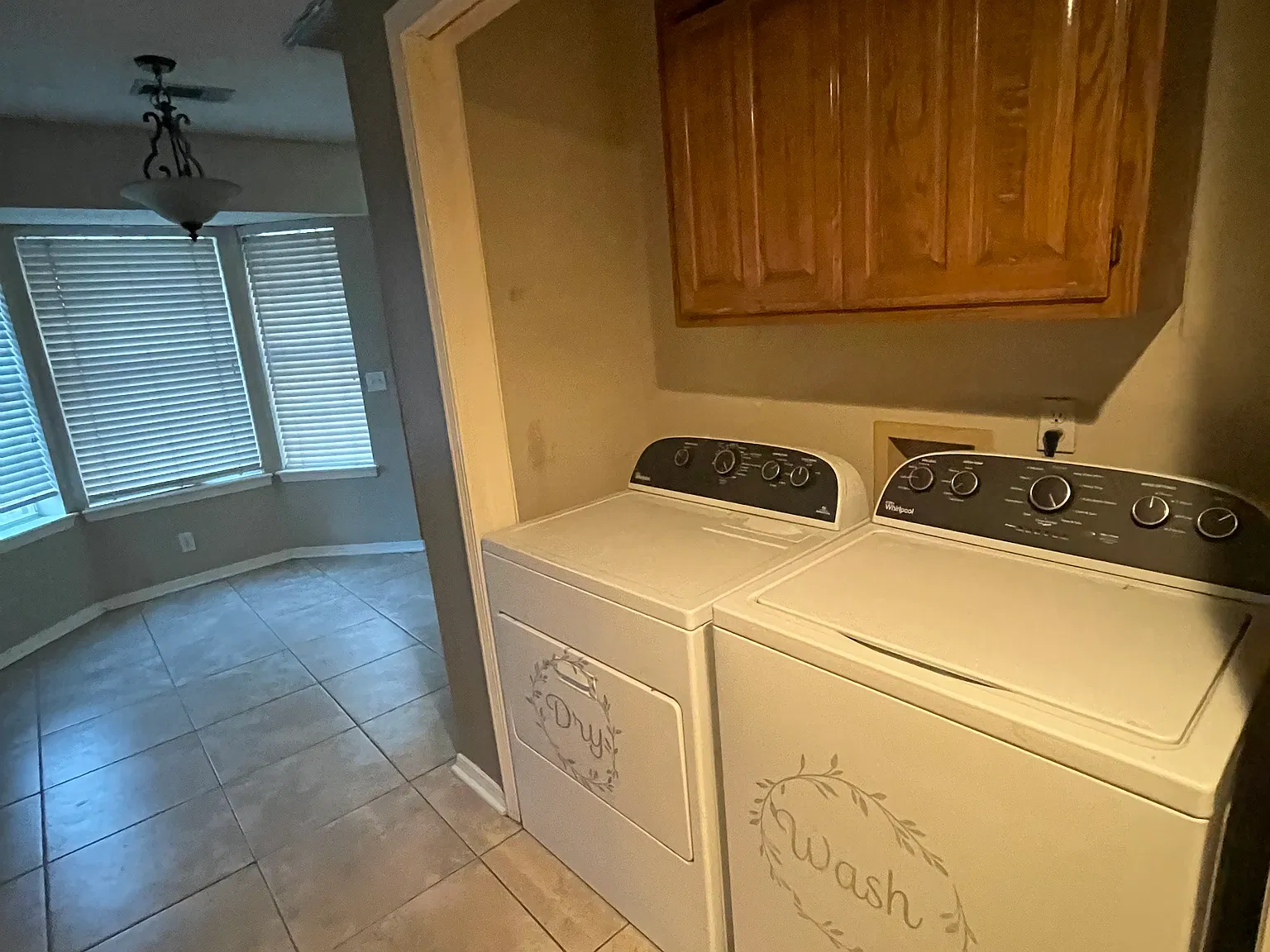 3 bed, 2.5 bath, 1908 sqft, $1,850 — Photo 4