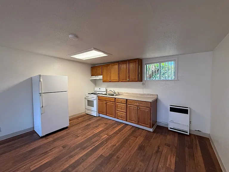 124 E Sunset Ave — Photo 10