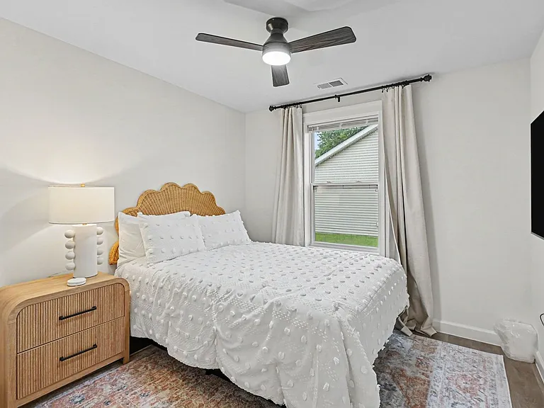 2064 Thimble Creek Dr — Photo 12
