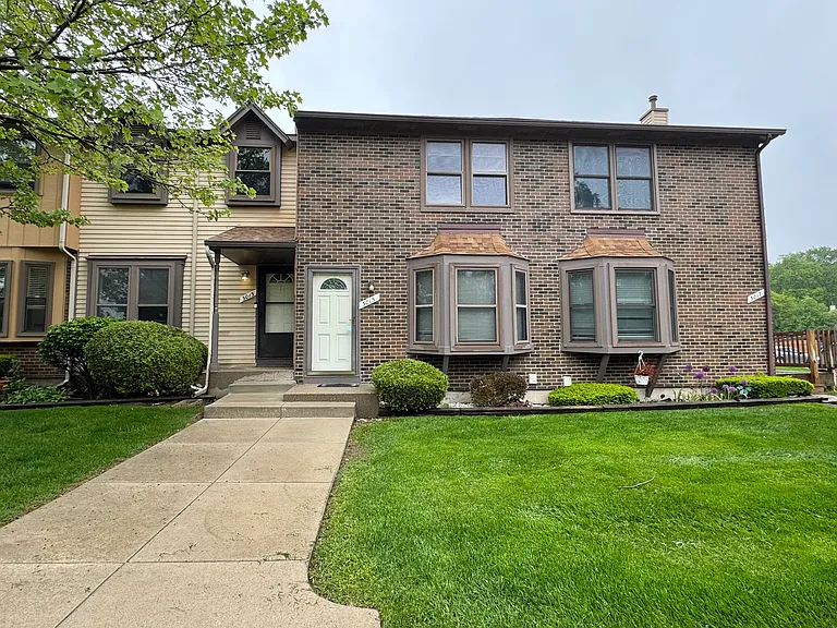 3015 Debra Ct — Photo 1