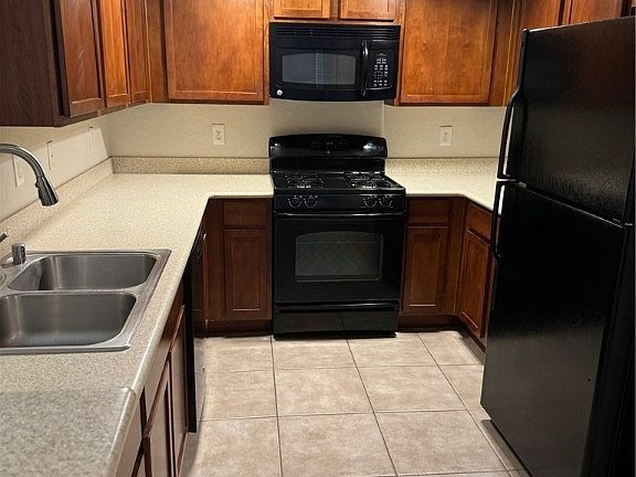 3rd image of 6868 Sky Pointe Dr Unit 1111