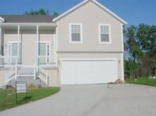 21602 S Main St, Spring Hill, KS 66083