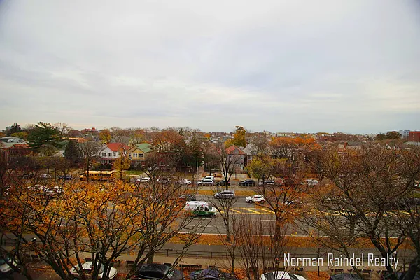 Rented by Norman Raindel, LREB | media 1