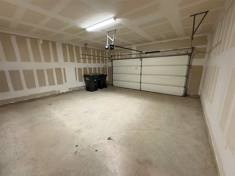 147 Mary Max Cir — Photo 28