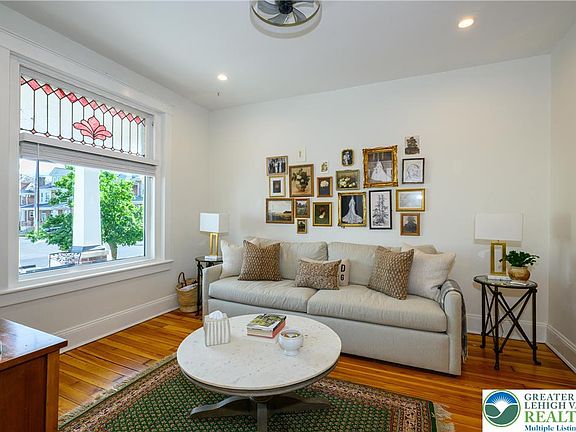 5th image of 418 Prospect Ave