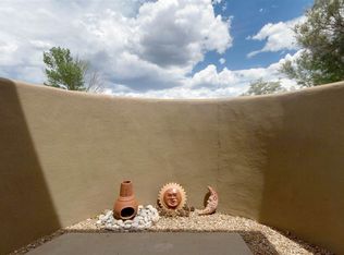 601 W San Mateo Rd APT 3, Santa Fe, NM 87505