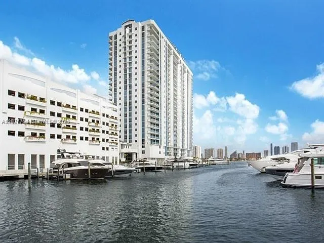 17301 Biscayne Blvd #1103 — Photo 7