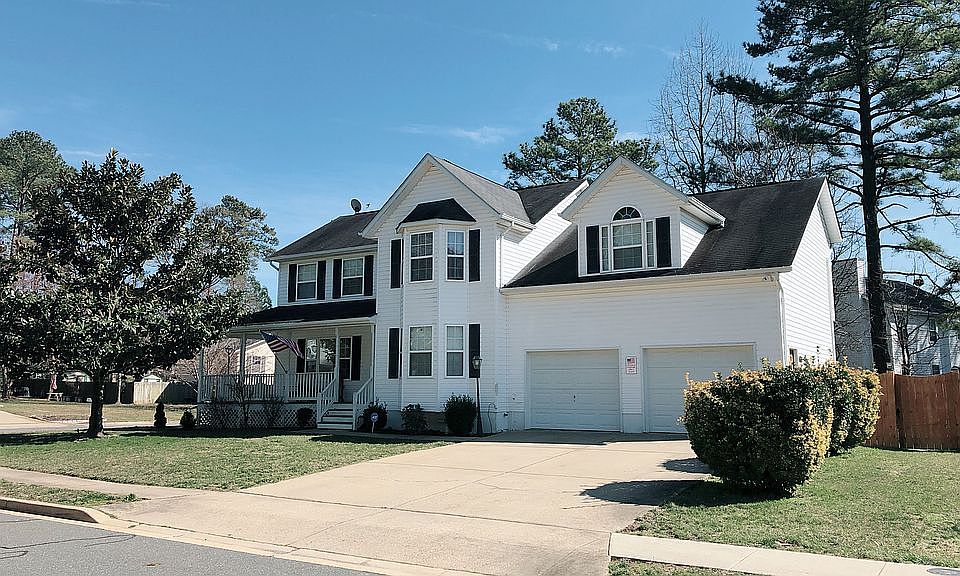 1st image of 45857 Meadowlark Dr