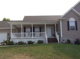 420 Windy Hills Dr, Washington, MO 63090
