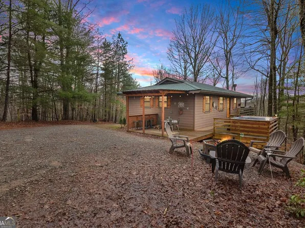 34 Garrett Dr, Ellijay, GA 30536