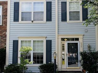 6327 Summer Moon Ln, Alexandria, VA 22312