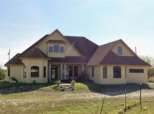 45 Zinnia St, Rio Grande City, TX 78582