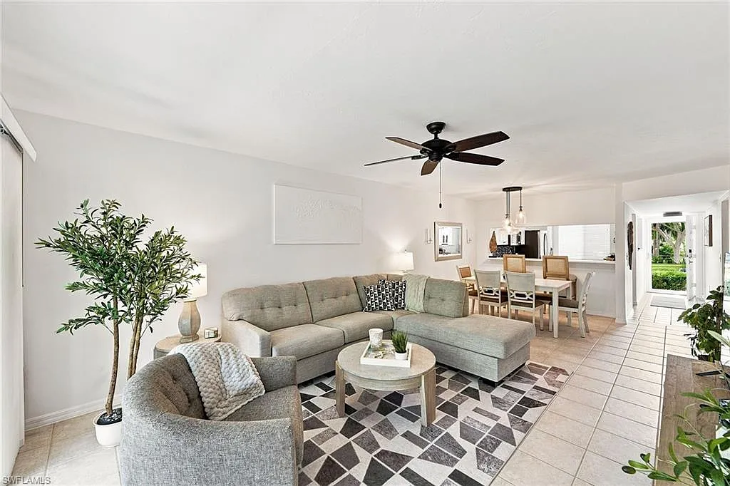 2 bed, 2.0 bath, 1100 sqft, $4,500 — Photo 2
