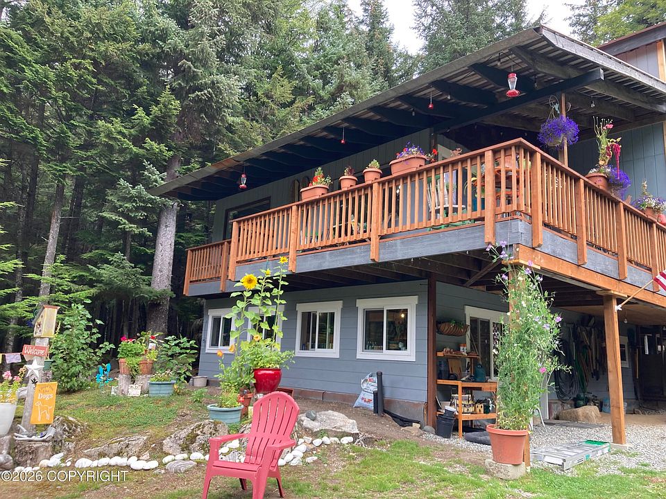 1st image of 808 Small Tracts Rd