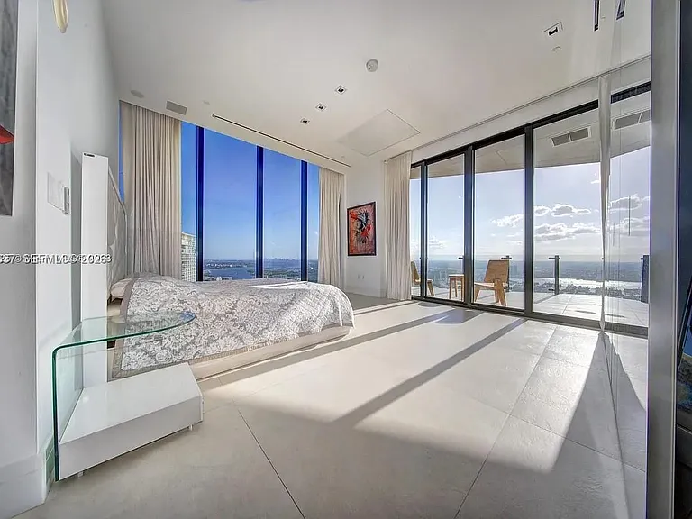17141 Collins Ave #4602 — Photo 7