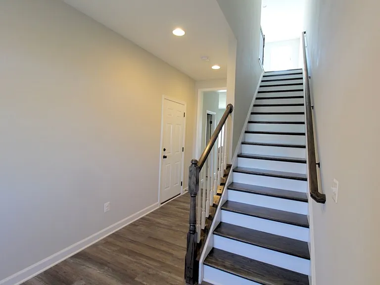 3398 Monterey Dr — Photo 7