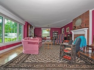 195 Lebanon Hill Rd, Southbridge, MA 01550