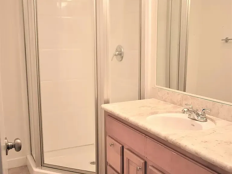 5412 Lindley Ave #103 — Photo 10