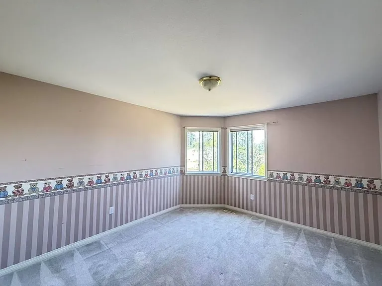 10177 107a Ave — Photo 5