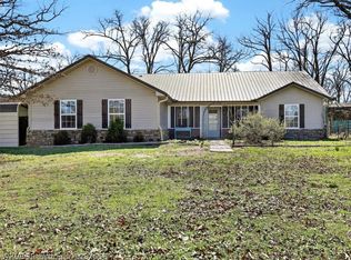 690 Reaves Ave, Pocola, OK 74902