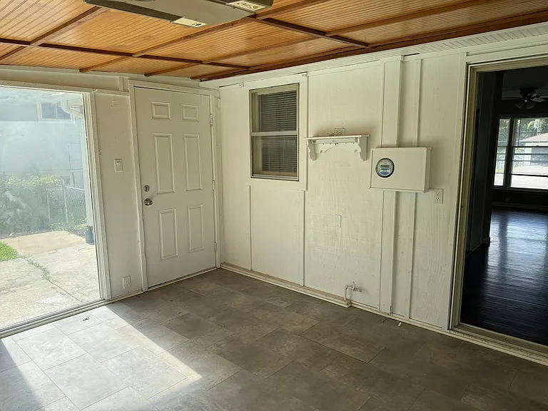 SW Lea Dr — Photo 10