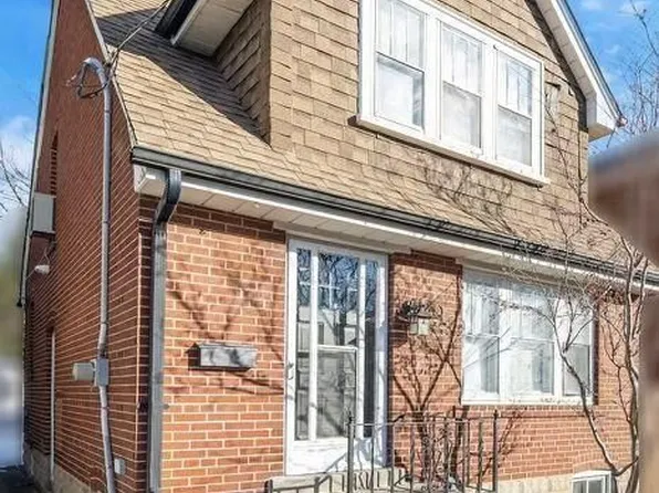 40 Warren Cres, Toronto, ON M6S 4S2
