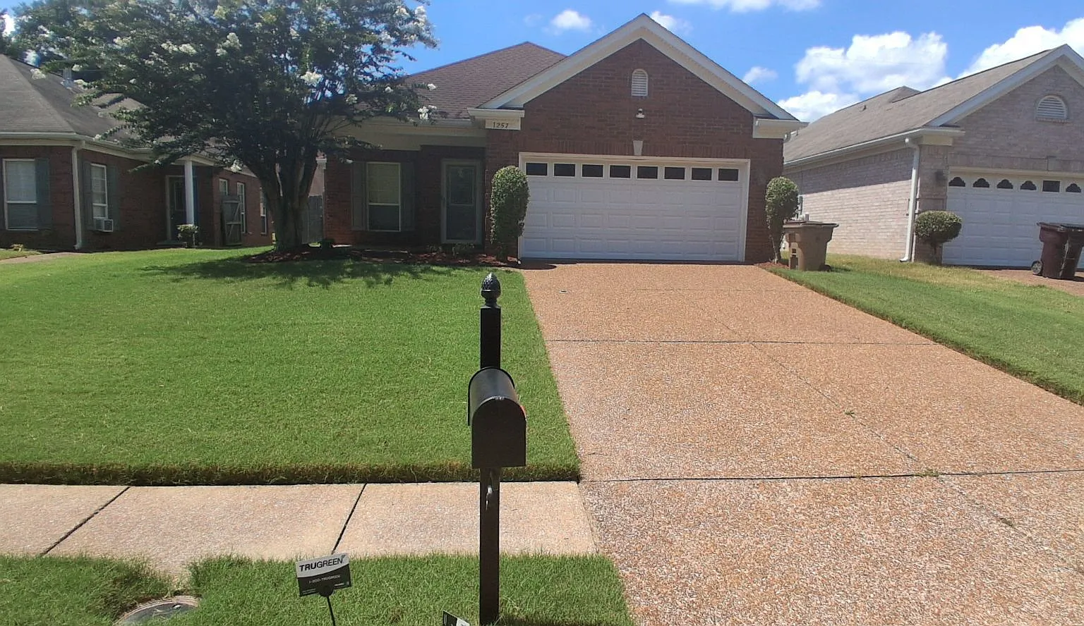 Adorable 3bd Home in Cozy Cordova Neighborhood — Photo 1