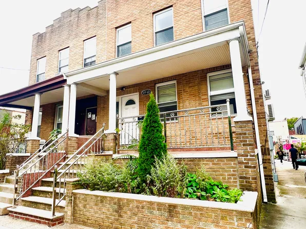 6968 75th St #1, Middle Village, NY 11379