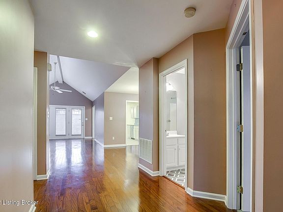 4th image of 12104 Belmont Park Cir