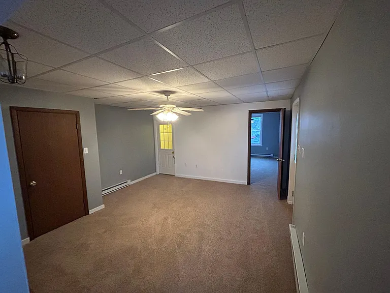 252B E Market St — Photo 6