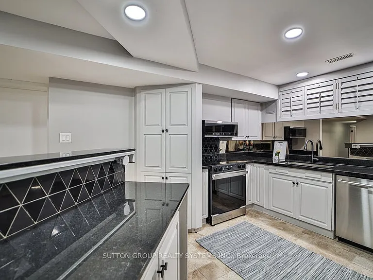 3 Twyford Ct — Photo 29