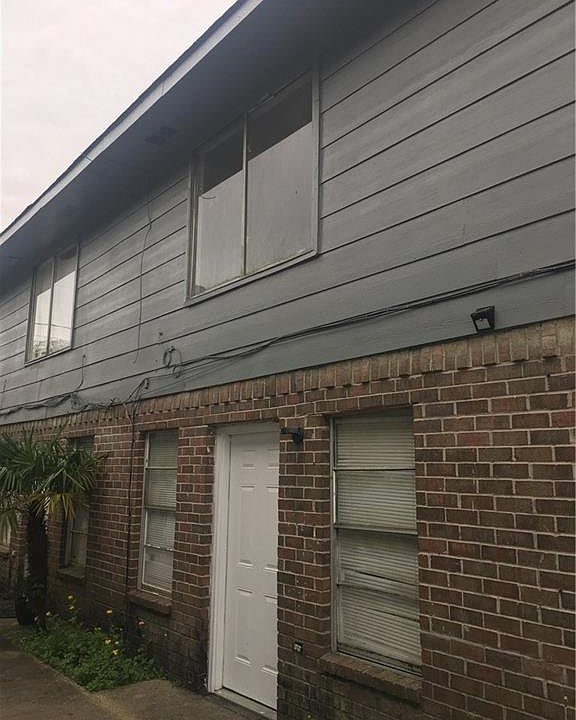 1st image of 2832 Destrehan Ave APT B