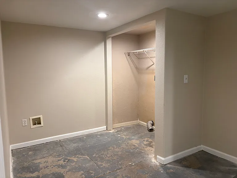 1610 Shirley St — Photo 15
