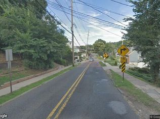 821 Edgewater Ave, Ridgefield, NJ 07657