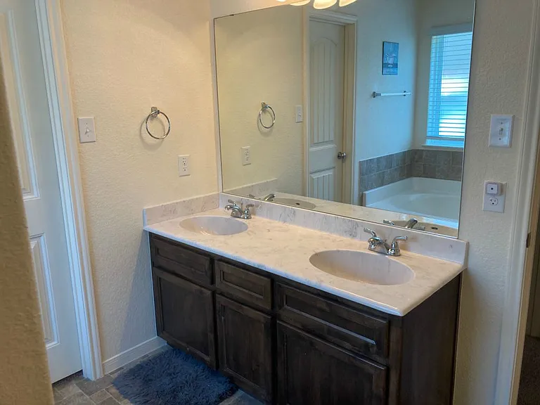 6702 Keechi Valley Dr — Photo 14