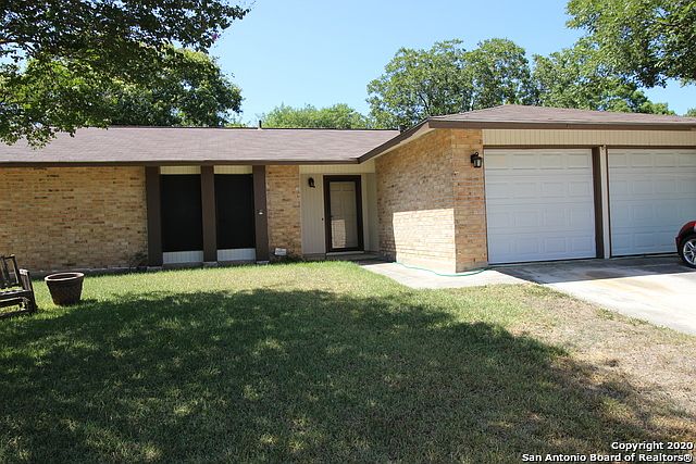 1st image of 8307 Bart Starr St