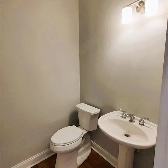 211 Creekway Xing SE — Photo 13