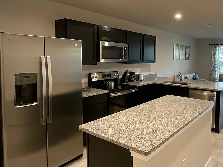 5889 Creekside Crossing Dr — Photo 14