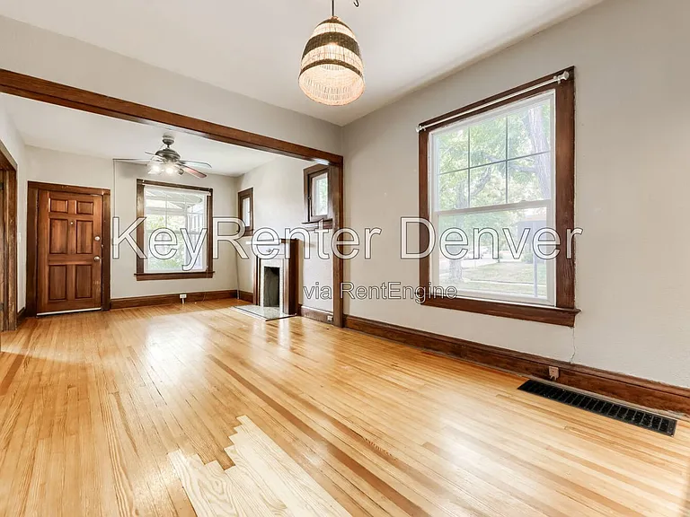 3387 W Moncrieff Pl — Photo 4