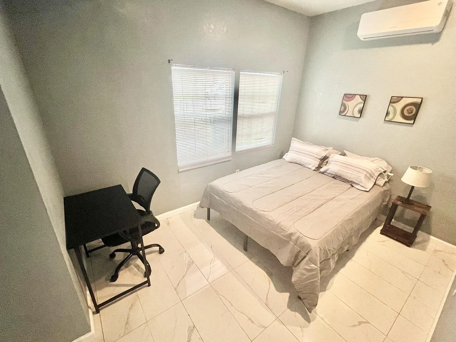4 bed, 2.5 bath, 1980 sqft, $754 — Photo 4