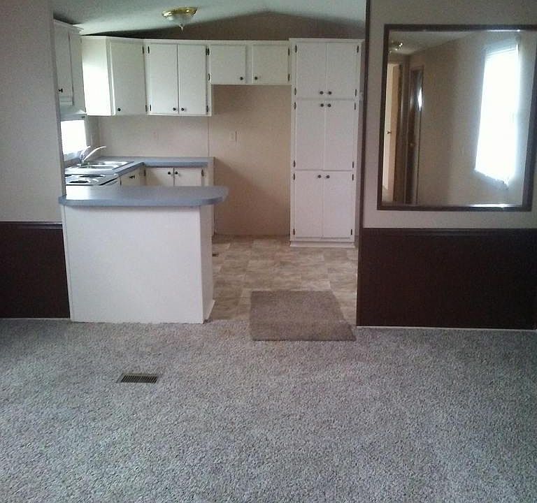 2nd image of 22 Gannaway Rd