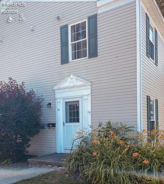 1st image of 41 Valley Forge Ln