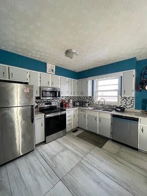 2nd image of 176 Hager Dr
