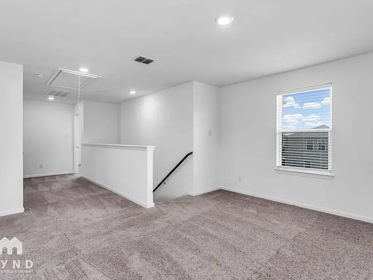 6027 Cooper Cash — Photo 5
