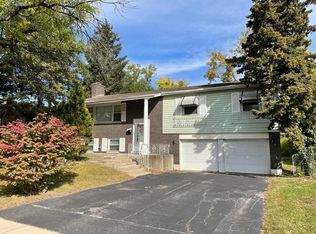1356 Jill Ter, Homewood, IL 60430
