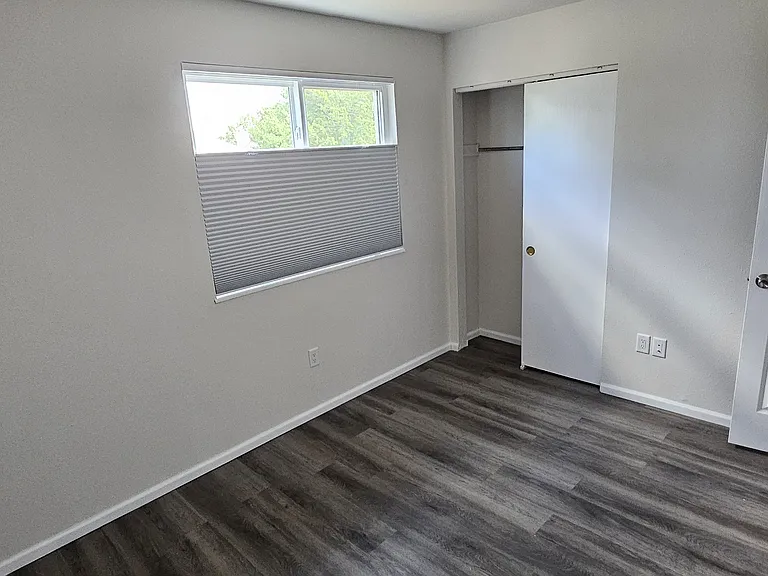 Upper Level Bed 3