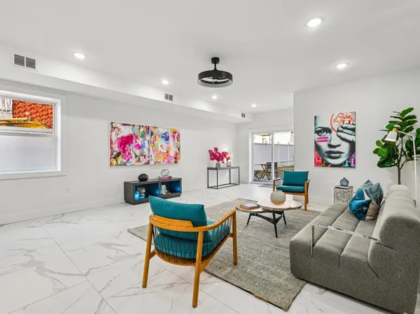 78 Beacon Avenue image 3 of 43